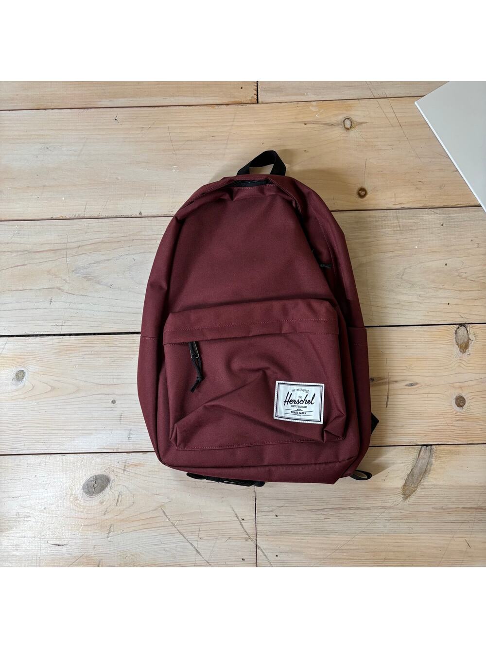 Herschel Supply Company NWOT Classic Backpack Port